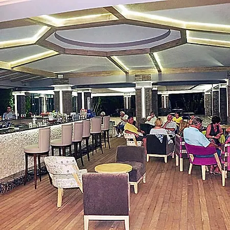 Mutlu Ξενοδοχείο 3*